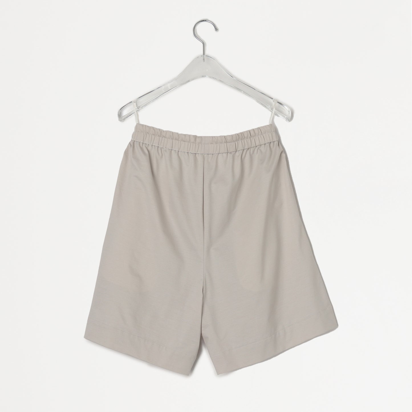 Shiny high-gauge relaxed shorts